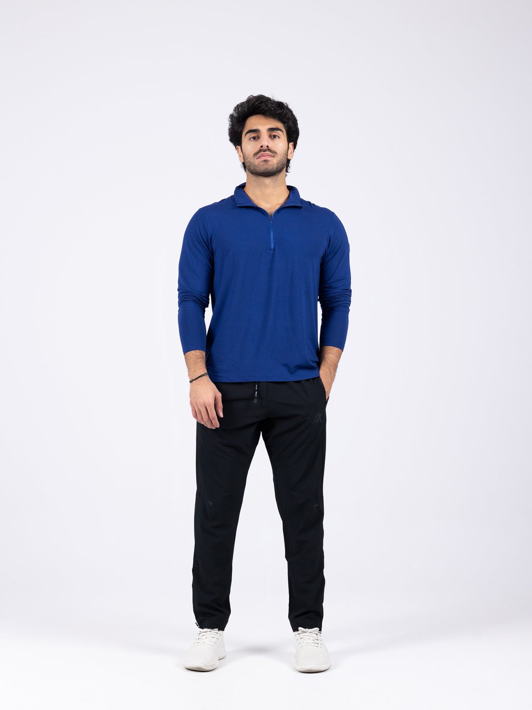 تيشيرت – برقبة عالية وأكمام طويلة مع سحاب